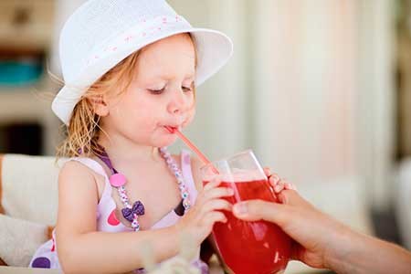 Аллергия на сок у детей, симптомы, лечение